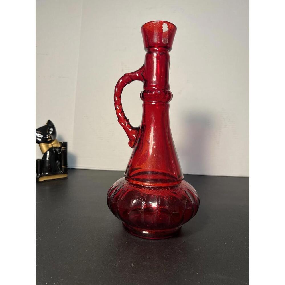 Vintage 1950s Ruby Red Genie-Style Glass Liquor Bottle Decanter, 11” NO STOPPER - Picture 3 of 15